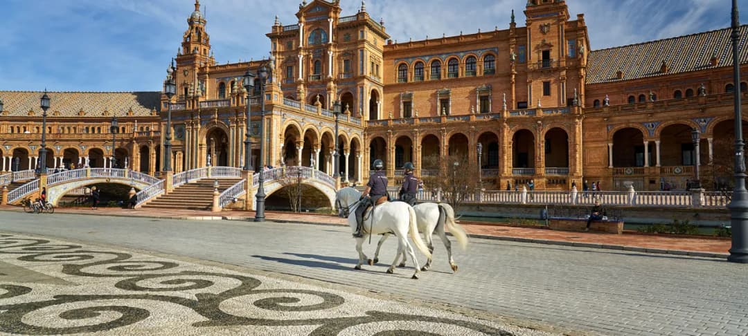 Czy w Hiszpanii jest bezpiecznie? Oto co musisz wiedzieć o zagrożeniach