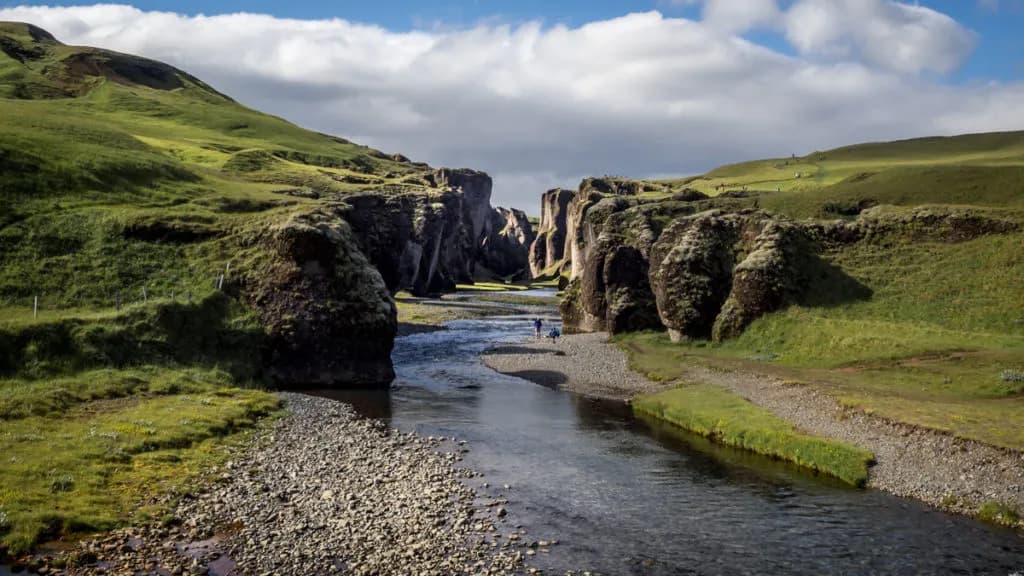 Ile kosztuje lot do Islandii? Sprawdź ceny i uniknij wysokich kosztów